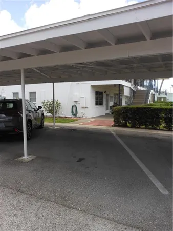 $159,000 | 138 36th Avenue North, Unit 206W, St. Petersburg, FL 33704