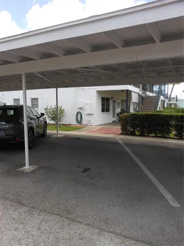 $179,000 | 138 36th Avenue North, Unit 206W, St. Petersburg, FL 33704