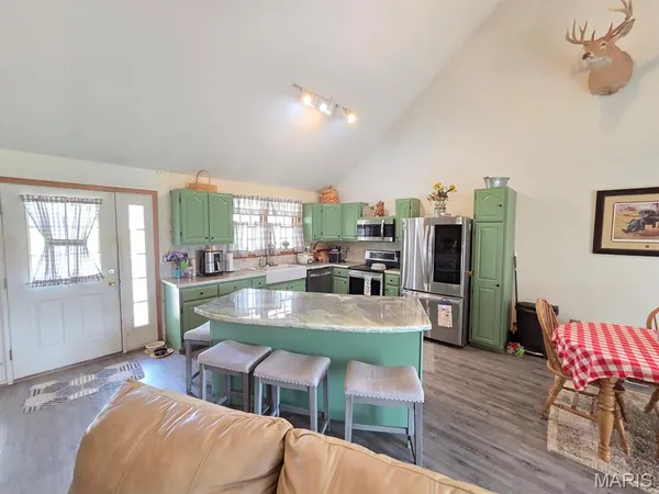 $359,000 | 15213 Woodmann Circle, Canton, MO 63435