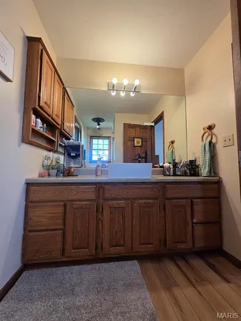 $359,000 | 15213 Woodmann Circle, Canton, MO 63435