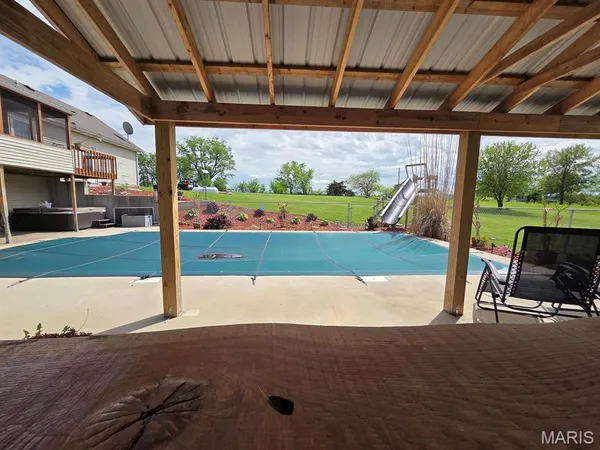 $359,000 | 15213 Woodmann Circle, Canton, MO 63435