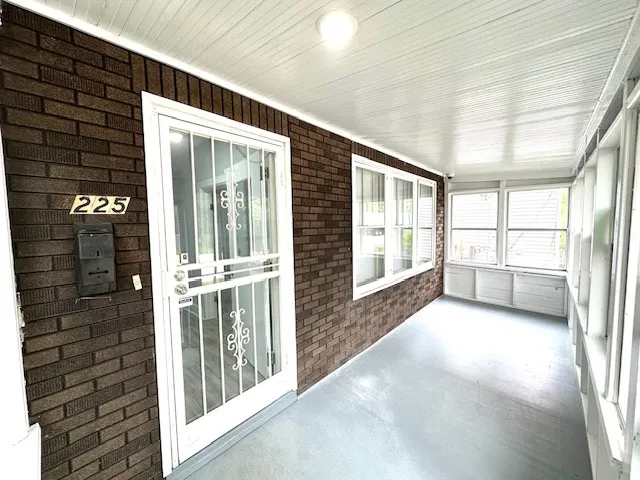 $2,800 | 225 East 138th Street, Dolton, IL 60419