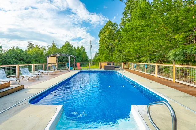 $1,250,000 | 492 Nellie Head Road, Tunnel Hill, GA 30755