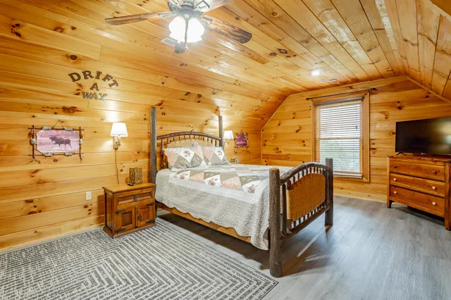 $1,250,000 | 492 Nellie Head Road, Tunnel Hill, GA 30755