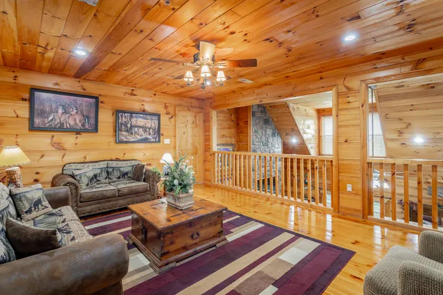 $1,250,000 | 492 Nellie Head Road, Tunnel Hill, GA 30755