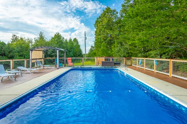 $1,250,000 | 492 Nellie Head Road, Tunnel Hill, GA 30755