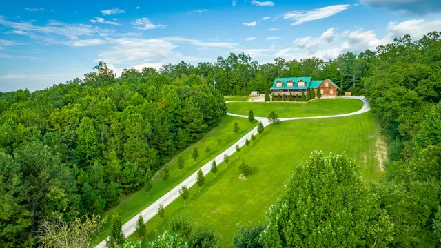 $1,250,000 | 492 Nellie Head Road, Tunnel Hill, GA 30755