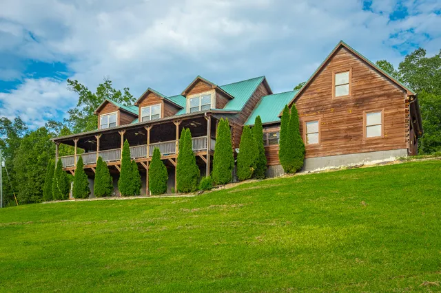 $1,250,000 | 492 Nellie Head Road, Tunnel Hill, GA 30755