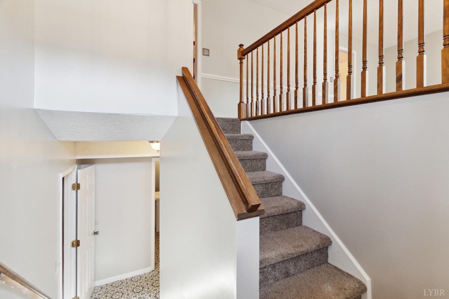 311 Bob Circle Forest, VA 24551 - Photo 18 of 61 a view of entryway