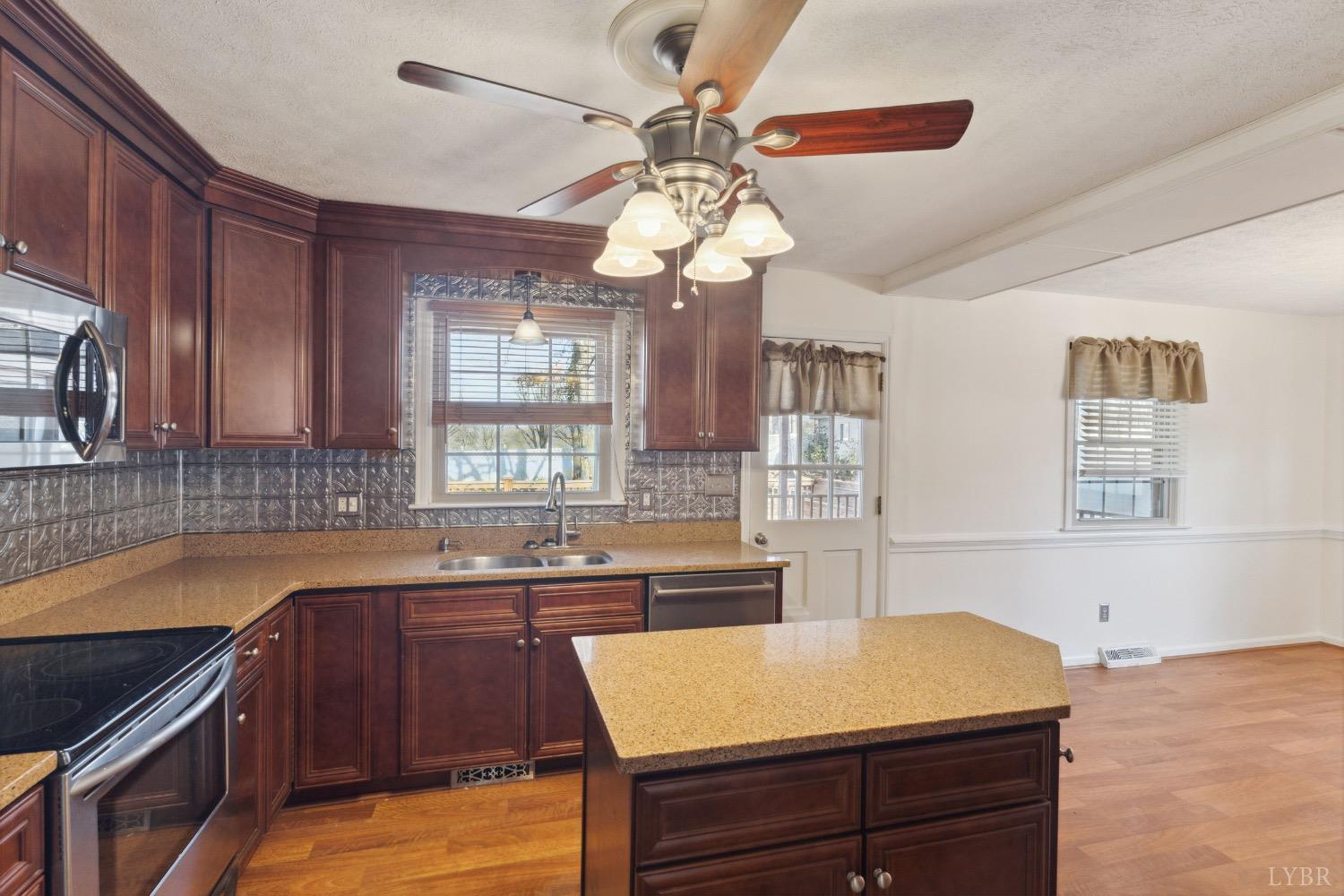 311 Bob Circle Forest, VA 24551 - Photo 37 of 61