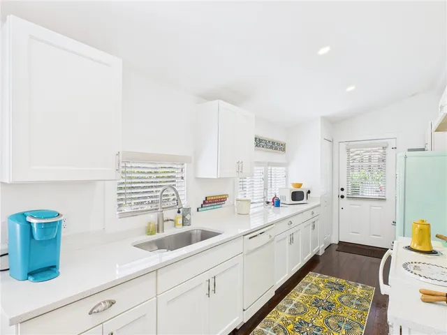 $5,000 | 859 20th Street, Vero Beach, FL 32960