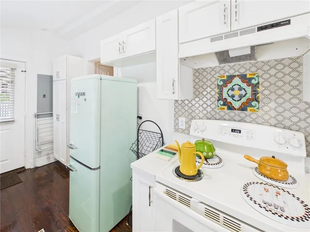 $5,000 | 859 20th Street, Vero Beach, FL 32960