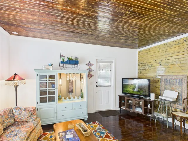 $5,000 | 859 20th Street, Vero Beach, FL 32960