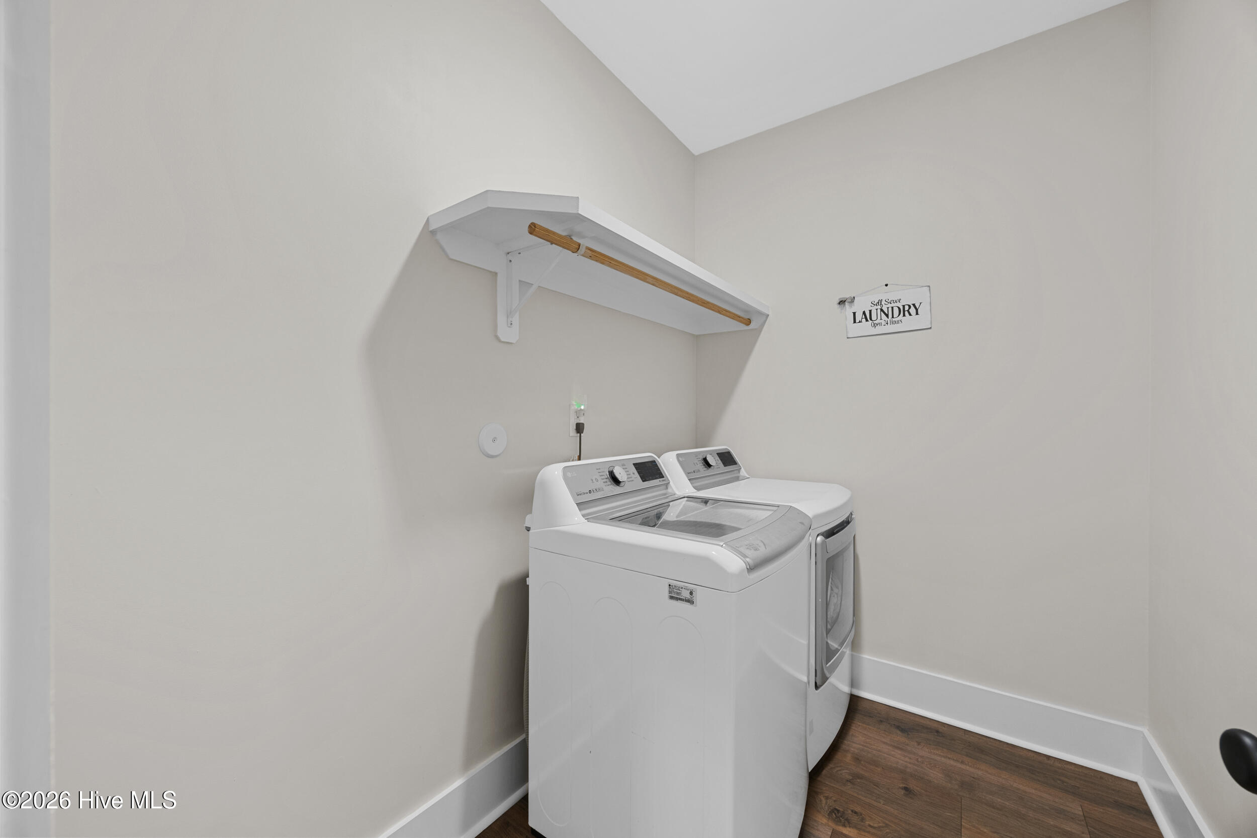 375 Canter Crest Road Hampstead, NC 28443 - Photo 16 of 67 54_laundry room