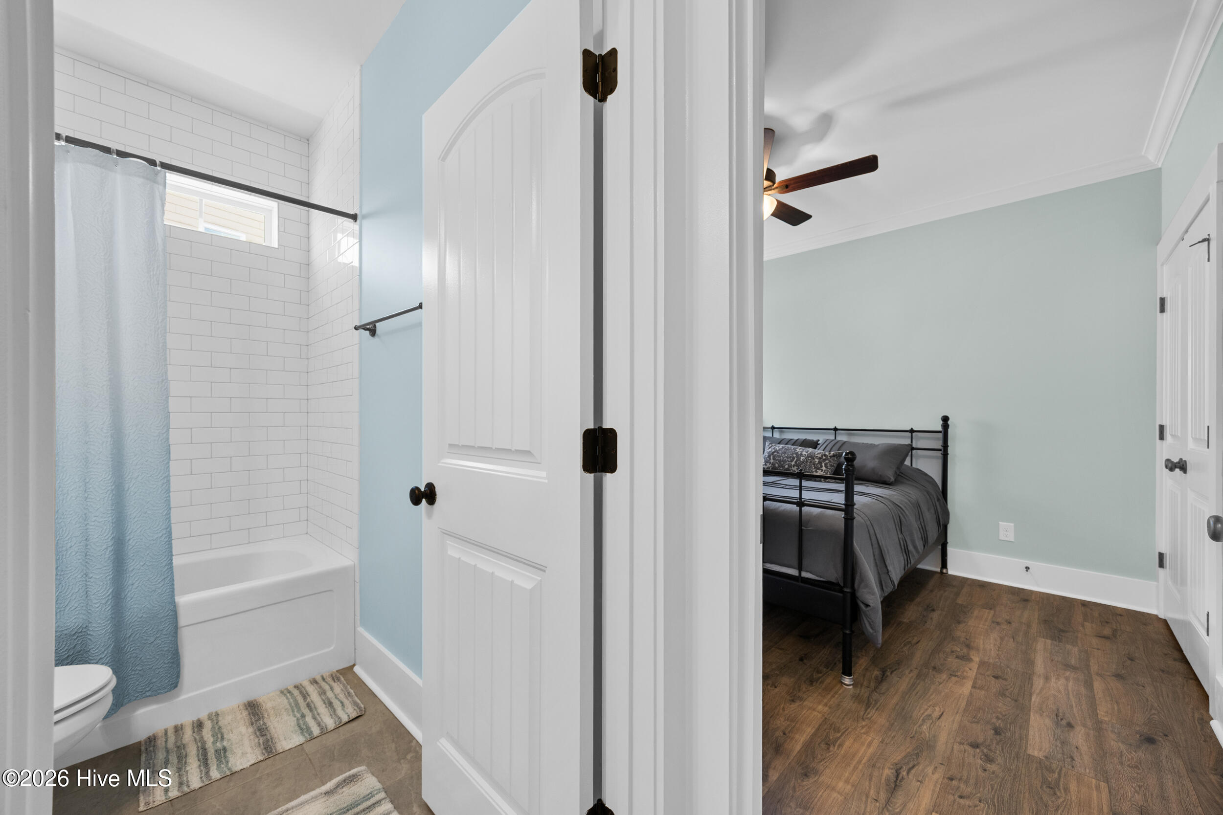 375 Canter Crest Road Hampstead, NC 28443 - Photo 29 of 67 17_hallway