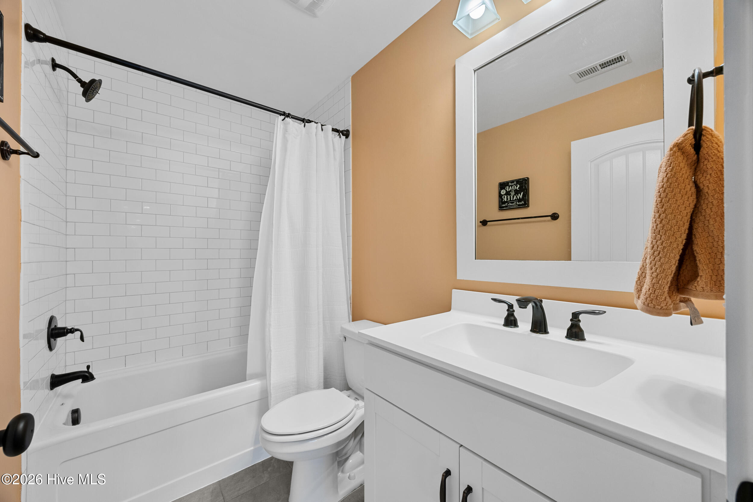 375 Canter Crest Road Hampstead, NC 28443 - Photo 34 of 67 51_bathroom