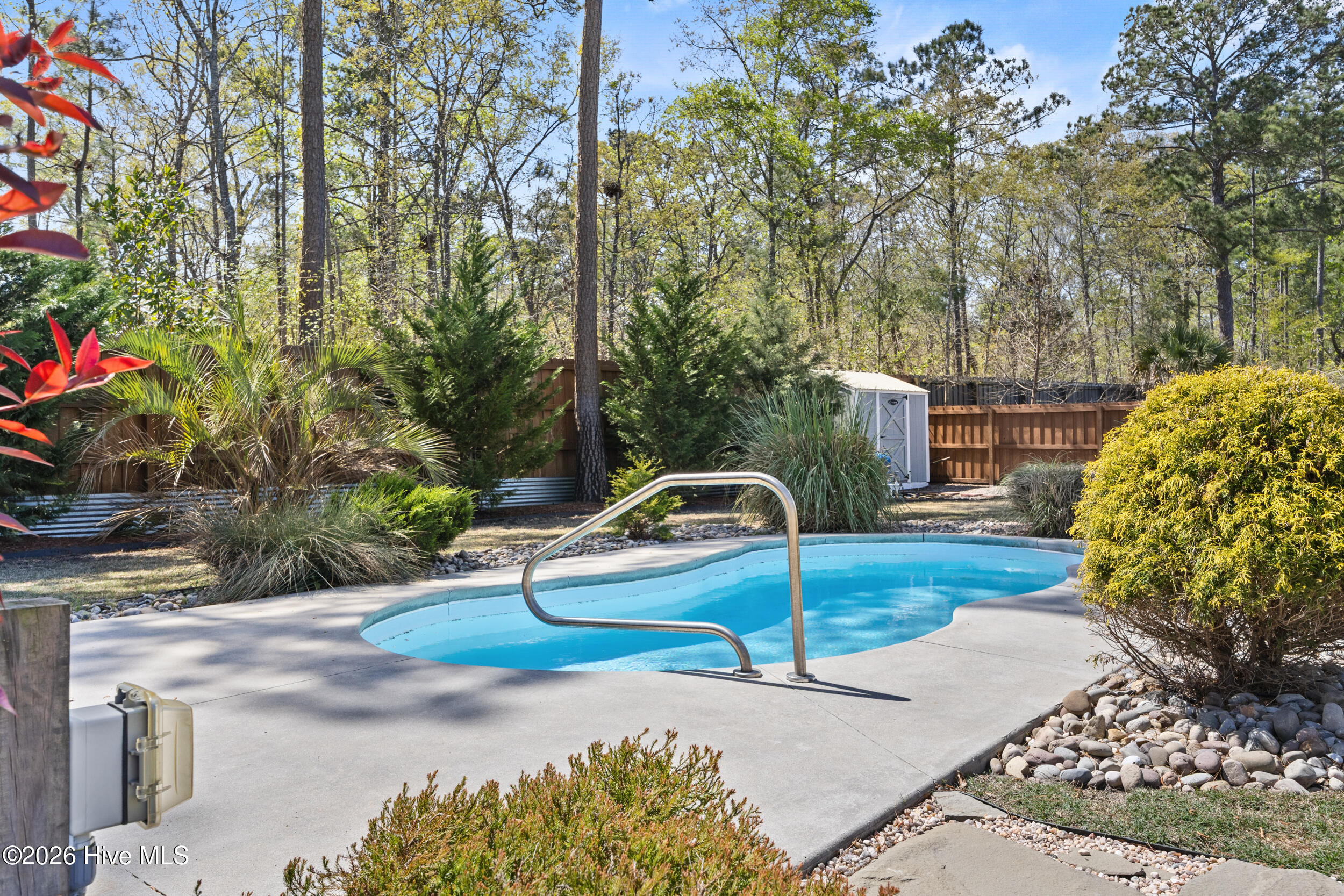 375 Canter Crest Road Hampstead, NC 28443 - Photo 39 of 67 65_pool