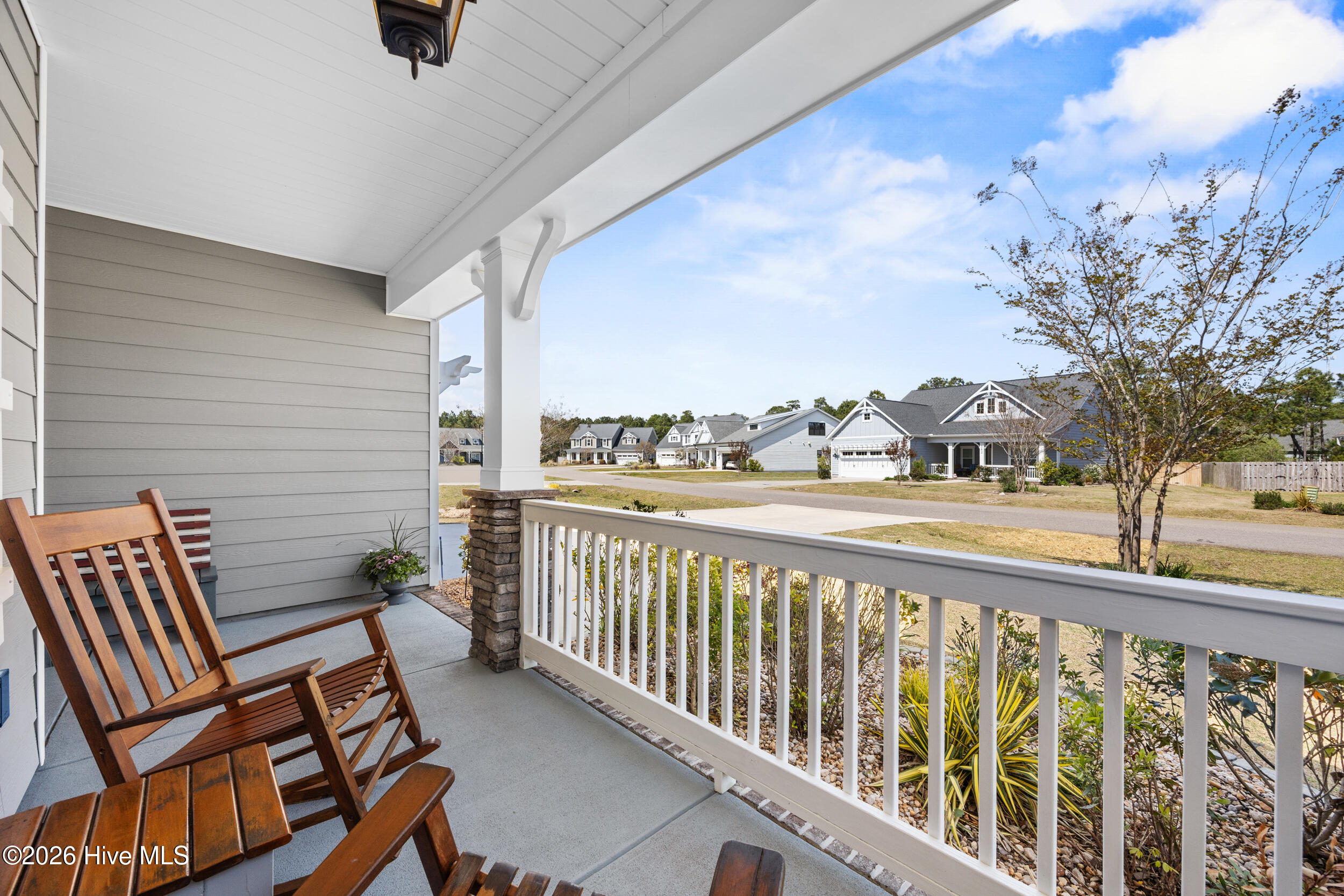 375 Canter Crest Road Hampstead, NC 28443 - Photo 4 of 67 6_front porch
