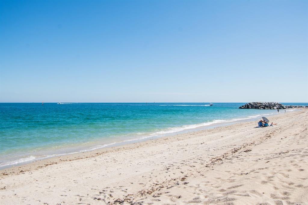 1900 South Ocean Drive, Unit 604 Fort Lauderdale, FL 33316 - Photo 7 of 33 a view of beach and ocean