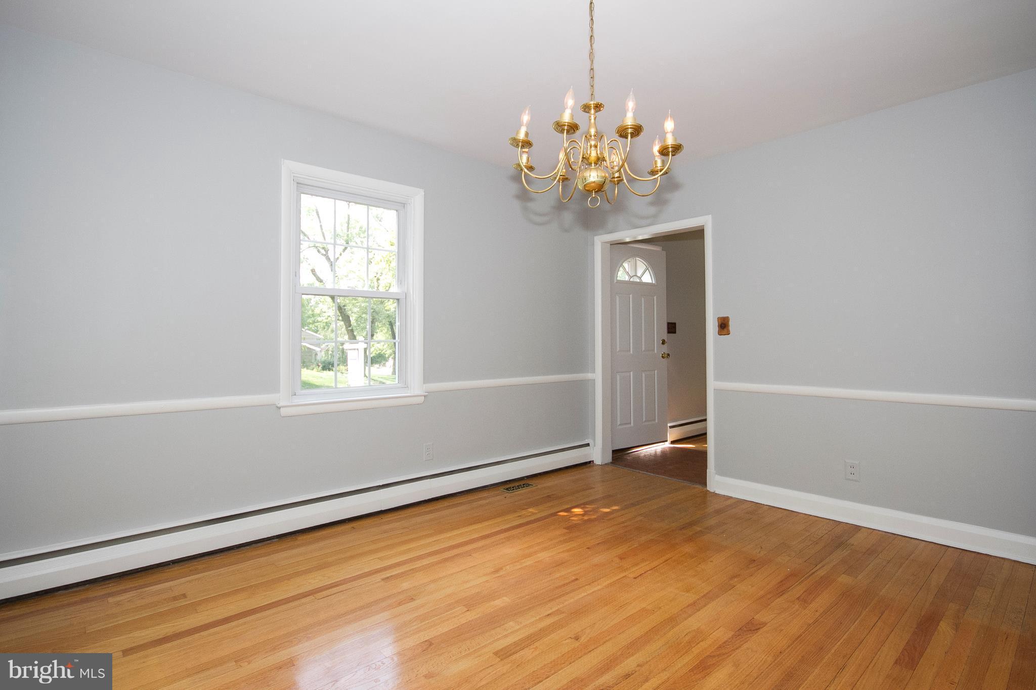 1628 Alston Road Baltimore, MD 21204 - Photo 6 of 25 Dining Room