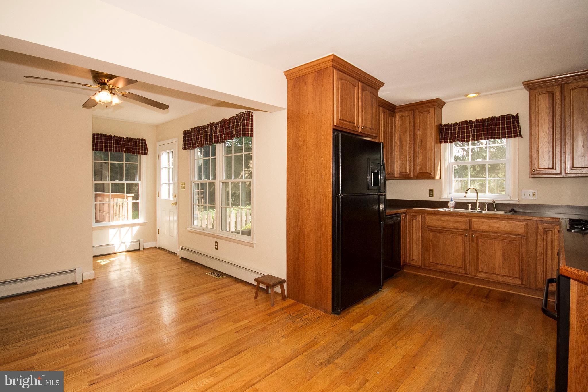 1628 Alston Road Baltimore, MD 21204 - Photo 9 of 25 Kitchen