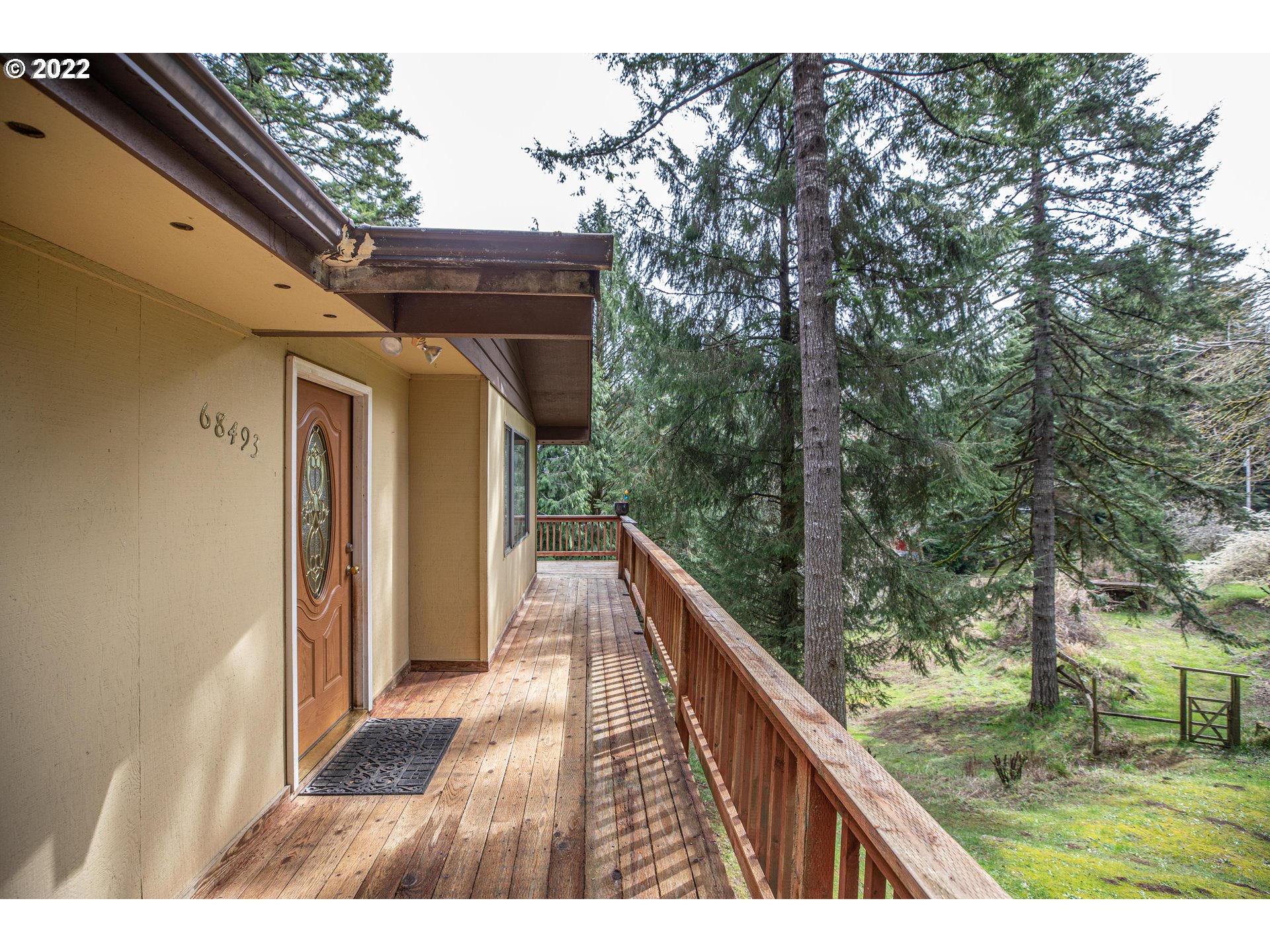 68493 Ridge Road North Bend, OR 97459 - Photo 12 of 31 Gallery Image 12