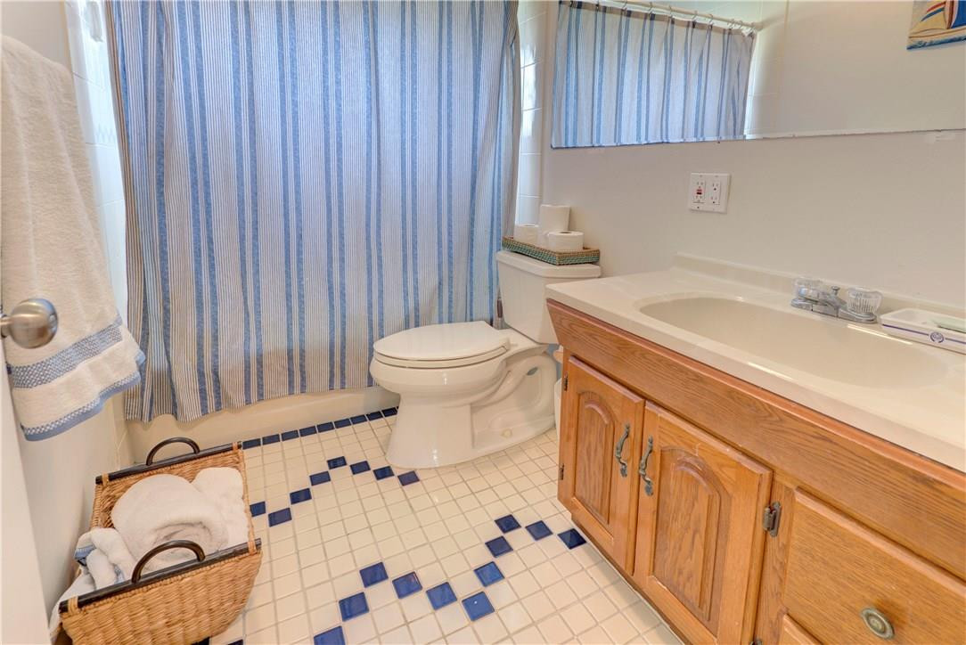 4542 Ararat Street Boca Raton, FL 33428 - Photo 24 of 30 Guest Bathroom