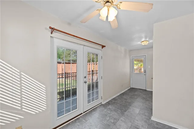 $2,450 | 1305 Harbor Lights Drive, Corpus Christi, TX 78412