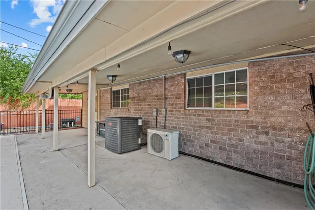 $2,450 | 1305 Harbor Lights Drive, Corpus Christi, TX 78412