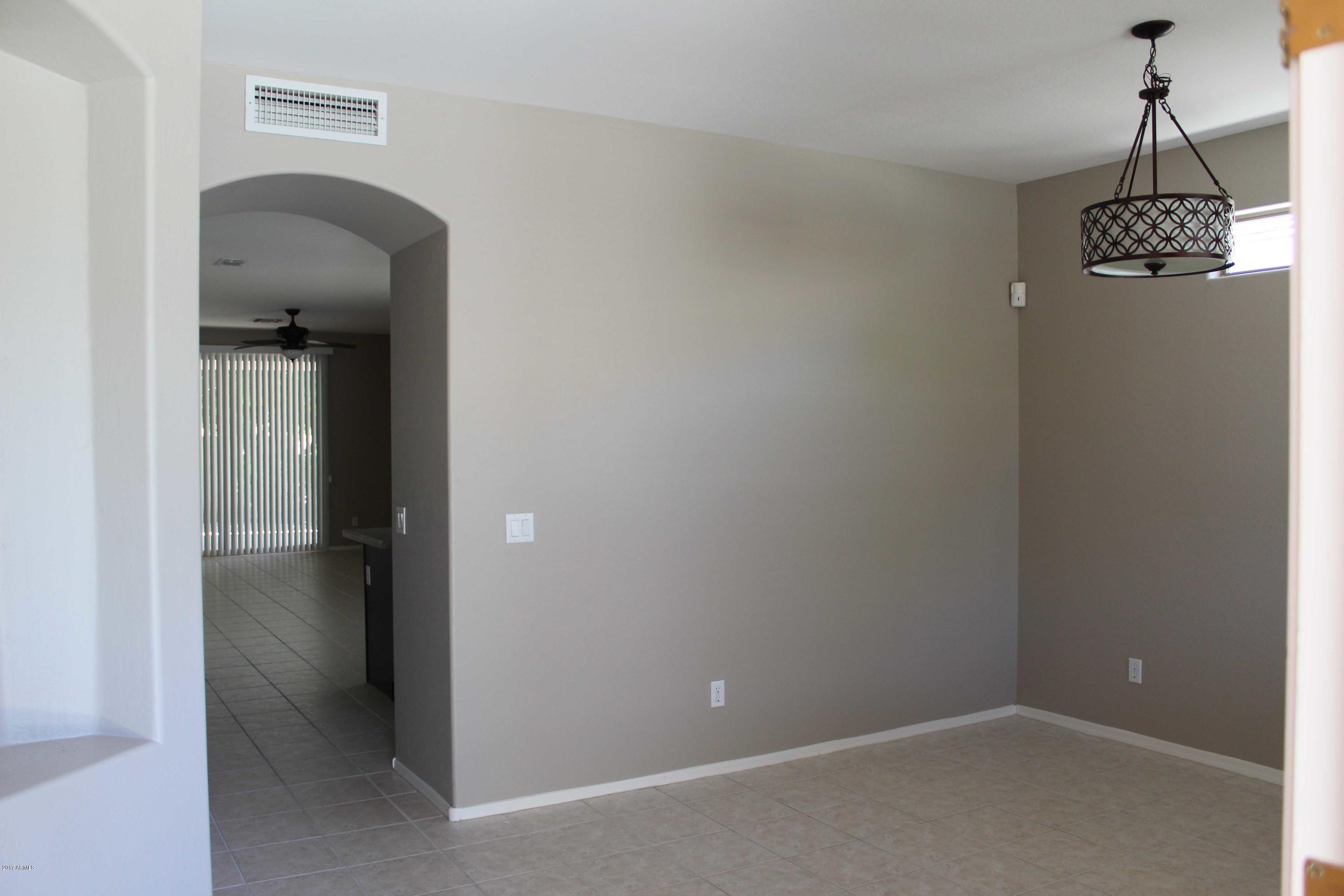 2712 East Fremont Road Phoenix, AZ 85042 - Photo 12 of 28 IMG_0034
