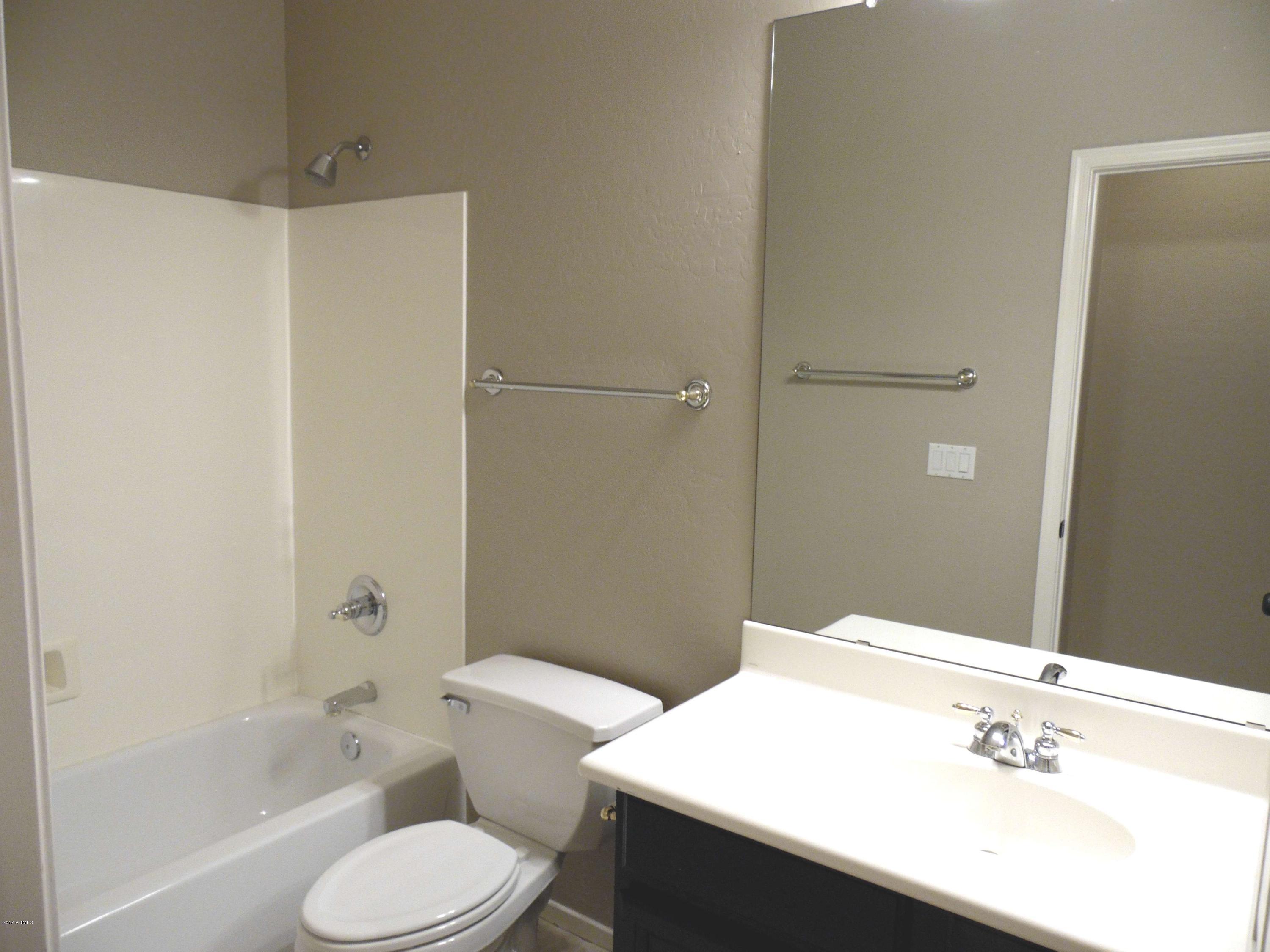 2712 East Fremont Road Phoenix, AZ 85042 - Photo 24 of 28 SAM_2174
