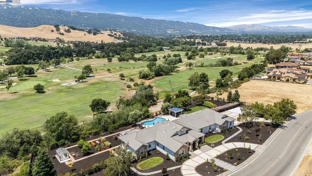 $3,995,000 | 6315 Clubhouse Drive, Pleasanton, CA 94566