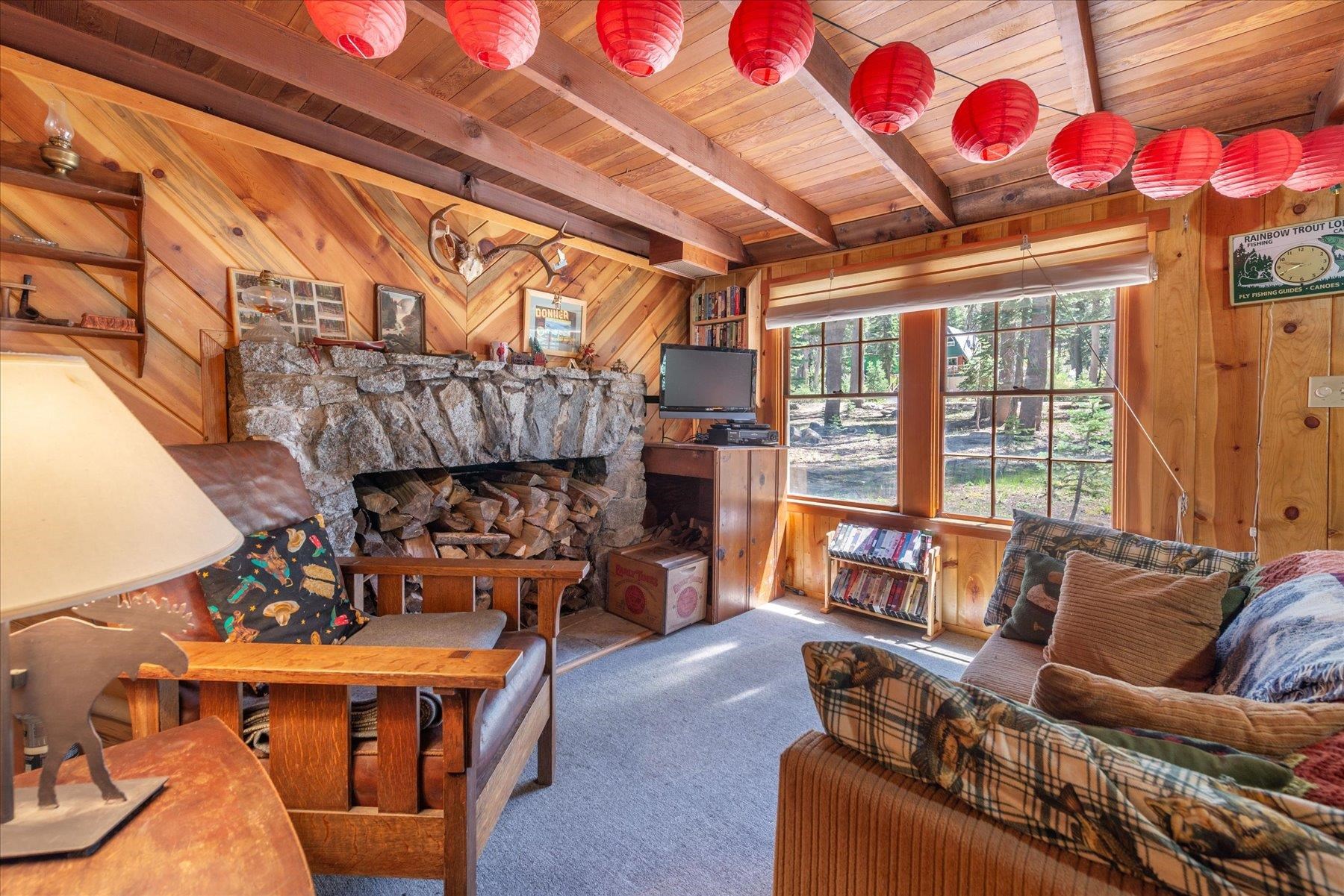 51554 Donner Pass Road Soda Springs, CA 95728 - Photo 10 of 22 Gallery Image 10
