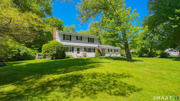 $674,999 | 27 Powder Horn Hill, Brookfield, CT 06804