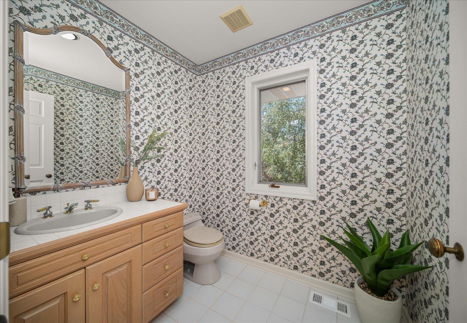 4215 South Madison Road Spokane Valley, WA 99206 - Photo 21 of 49