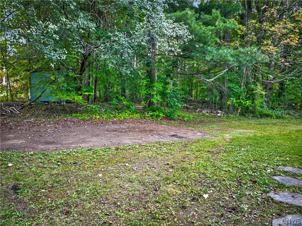 4394 New Paris Road New Hartford, NY 13413 - Photo 8 of 50 Gallery Image 8
