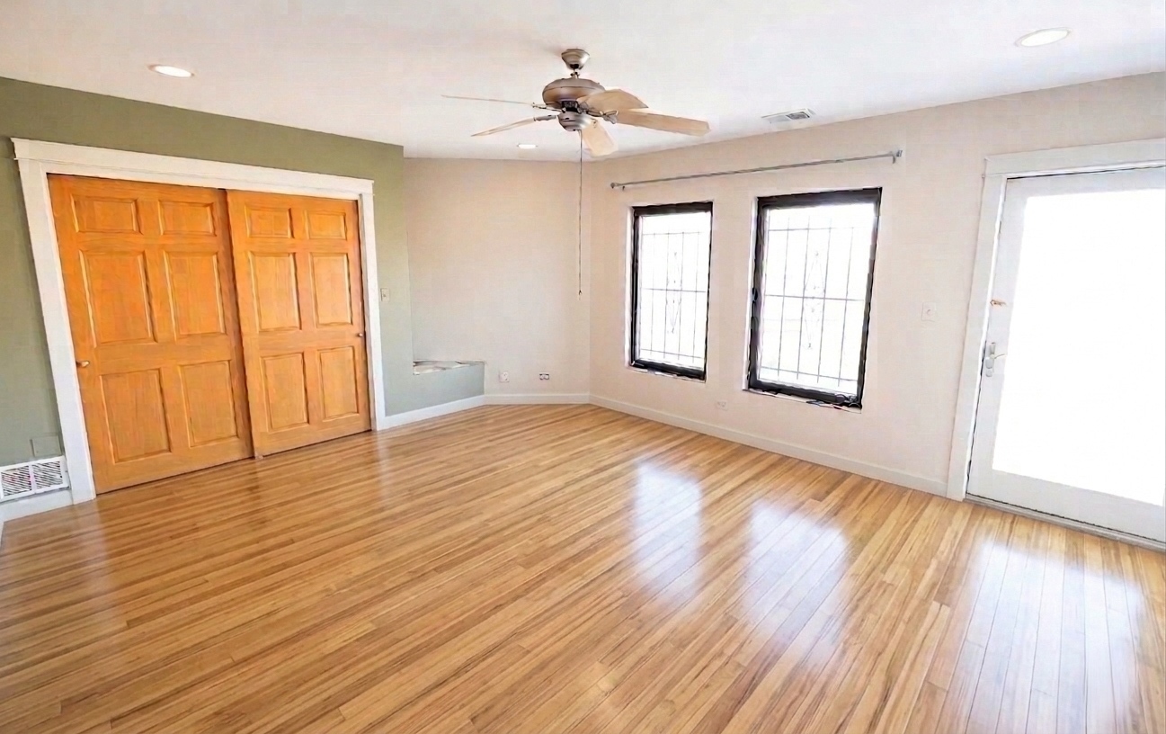 1607 Simpson Street, Unit 2W Evanston, IL 60201 - Photo 10 of 12