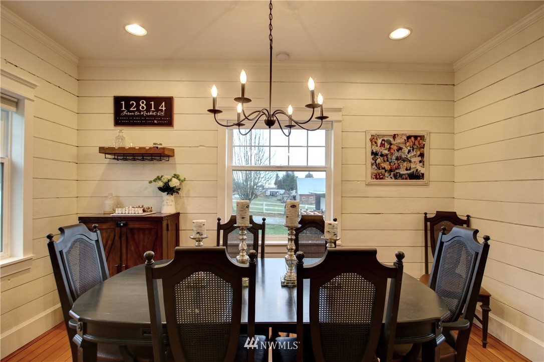 12814 Farm To Market Road Mount Vernon, WA 98273 - Photo 7 of 32 a view of a dining room with furniture and window