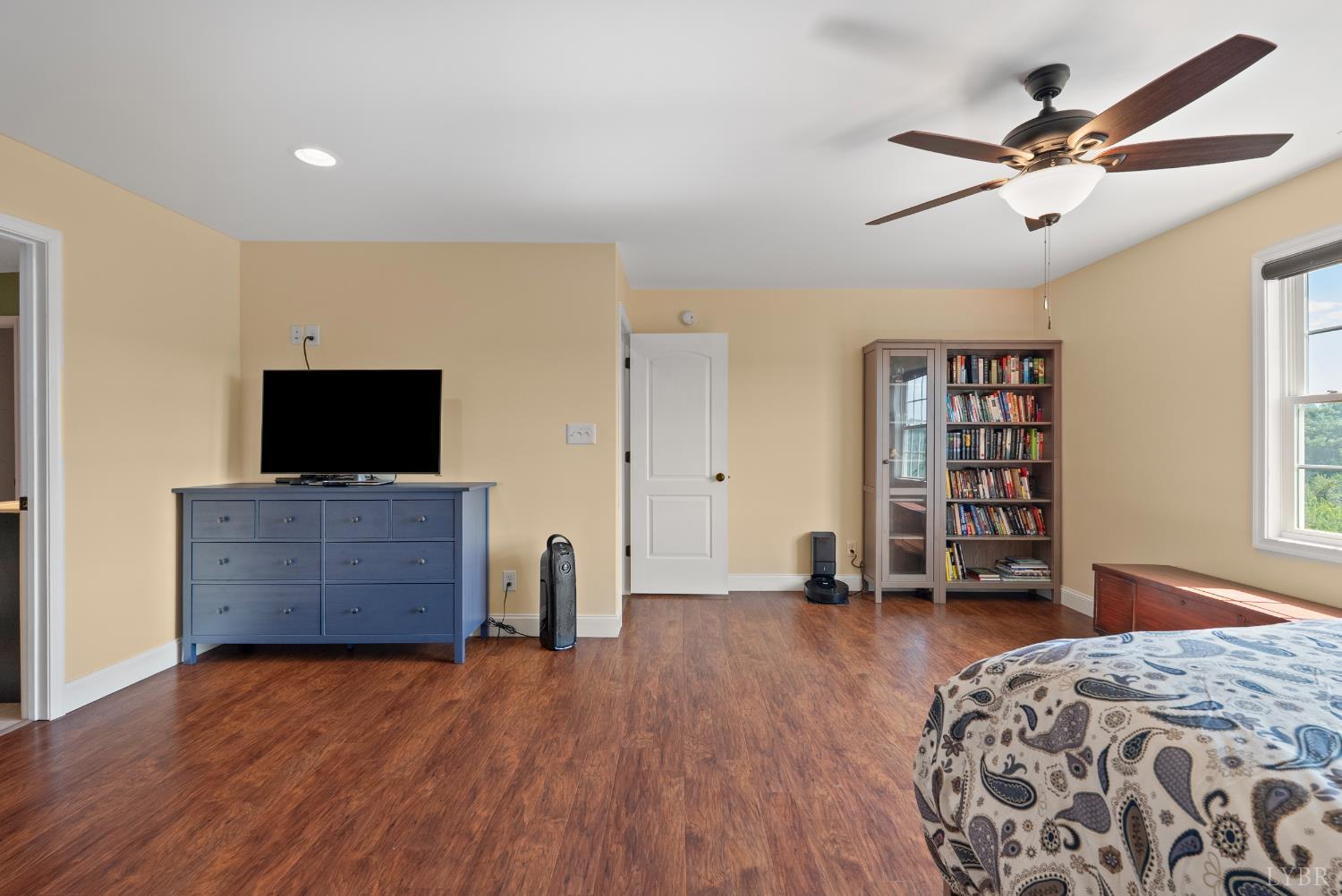 106 Nettie Court Lynchburg, VA 24502 - Photo 27 of 55 a view of room with furniture and wooden floor