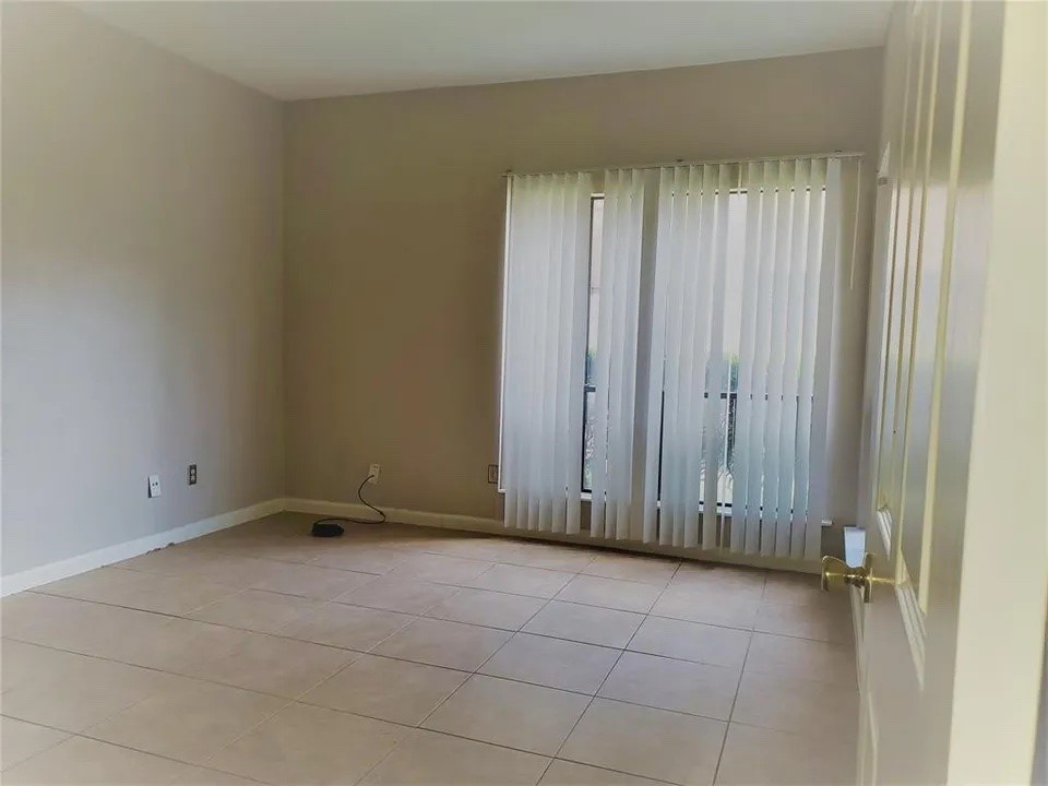 5000 Milwee Street, Unit 44 Houston, TX 77092 - Photo 6 of 16 a view of room with hardwood