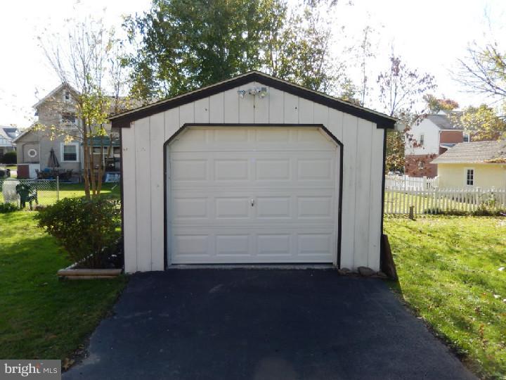 113 Rockland Road Havertown, PA 19083 - Photo 17 of 18