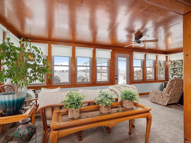 $1,490,000 | 6001 East Island Avenue, Syracuse, IN 46567