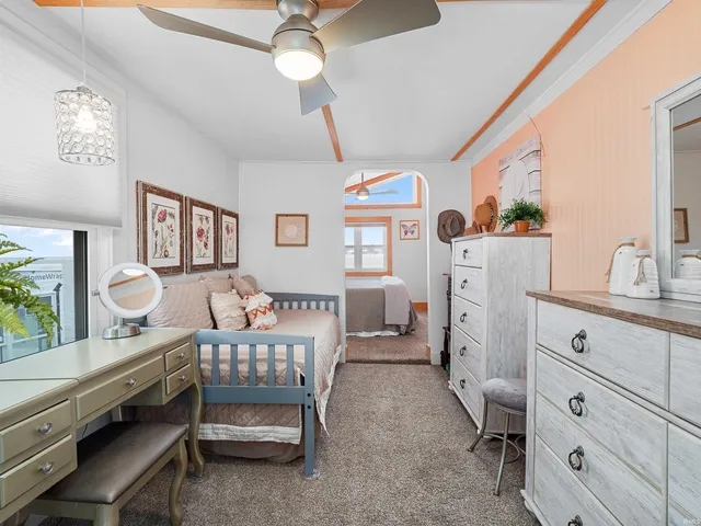 $1,490,000 | 6001 East Island Avenue, Syracuse, IN 46567