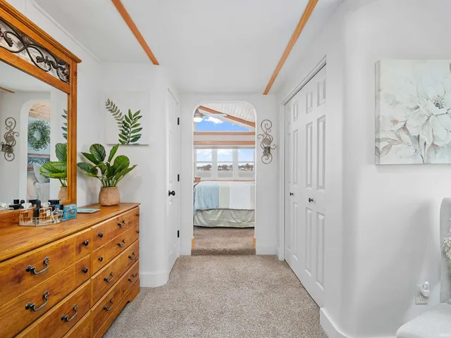 $1,490,000 | 6001 East Island Avenue, Syracuse, IN 46567