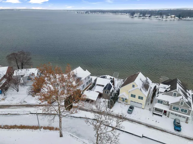 $1,490,000 | 6001 East Island Avenue, Syracuse, IN 46567