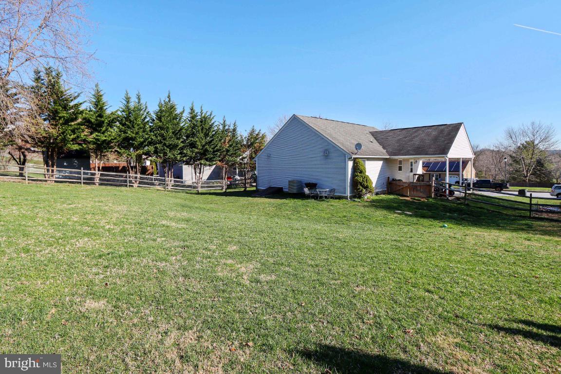 3209 Atlee Ridge Road New Windsor, MD 21776 - Photo 4 of 32