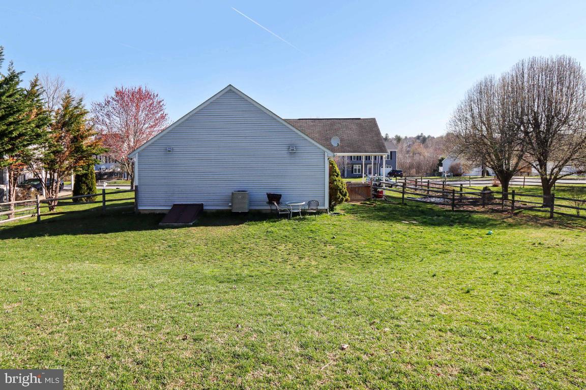 3209 Atlee Ridge Road New Windsor, MD 21776 - Photo 5 of 32