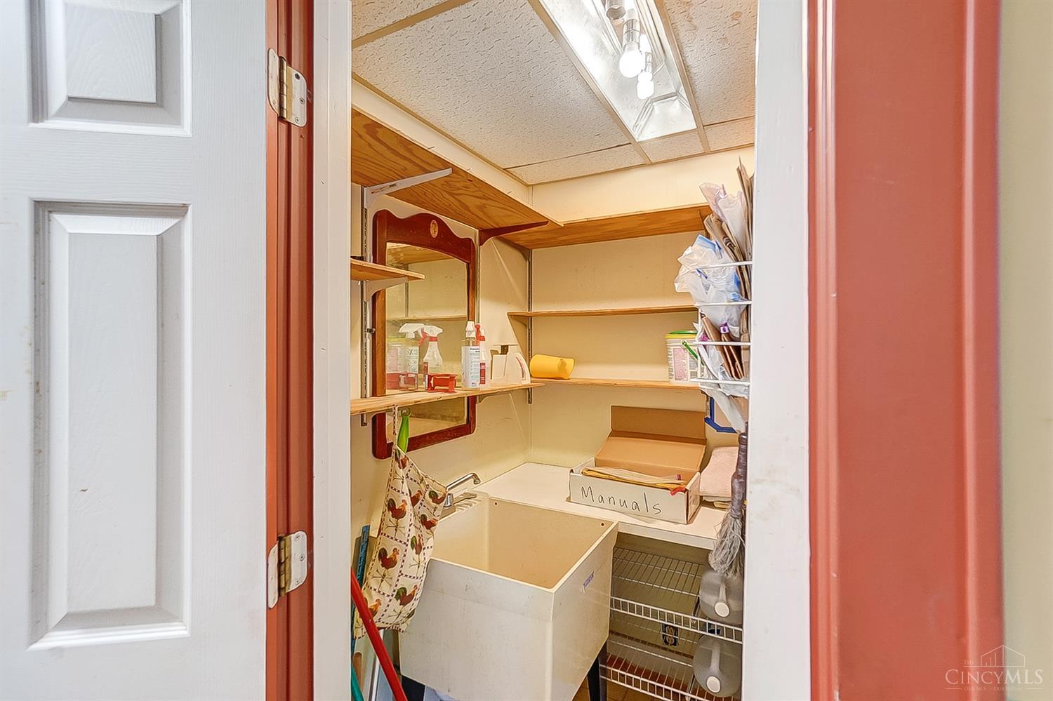 6171 Hendrickson Road Middletown, OH 45044 - Photo 10 of 47 Gallery Image 10