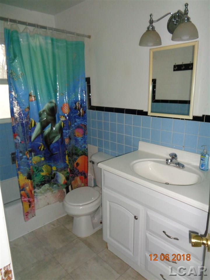 228 Riverside Avenue Adrian, MI 49221 - Photo 14 of 15 Gallery Image 14