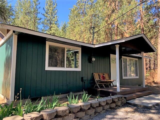 19193 Kiowa Road Bend, OR 97702 - Photo 1 of 25 IMG_1607